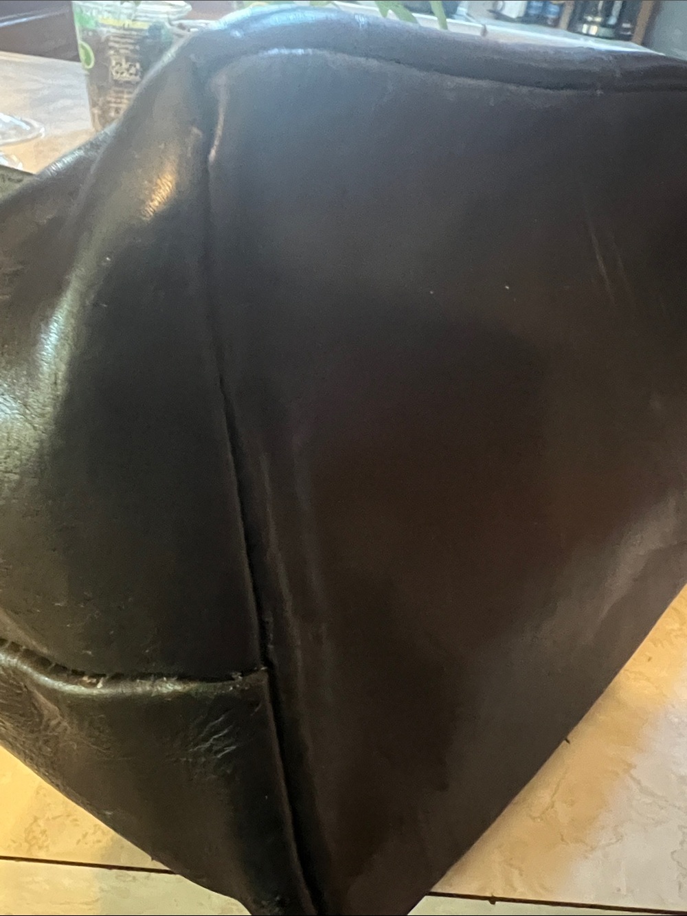 Classic Black Leather Tote Bag - Women - Picture 7 of 9